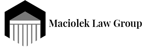 logo Maciolek Law Group